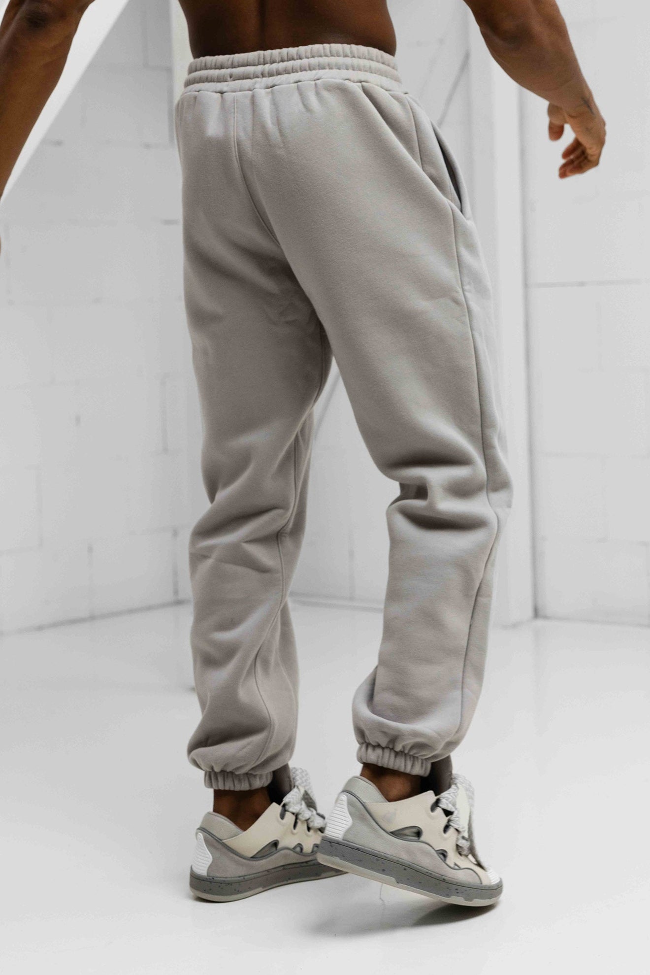 Classix Oversized Sweatpants - Grey