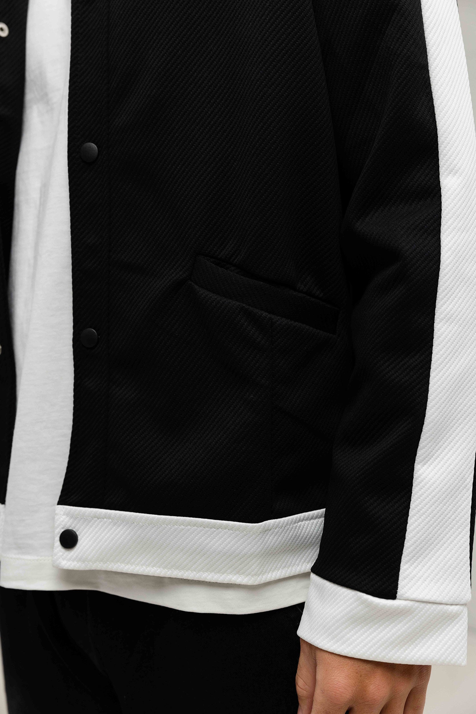Contrast Block Collar Jacket - White / Black