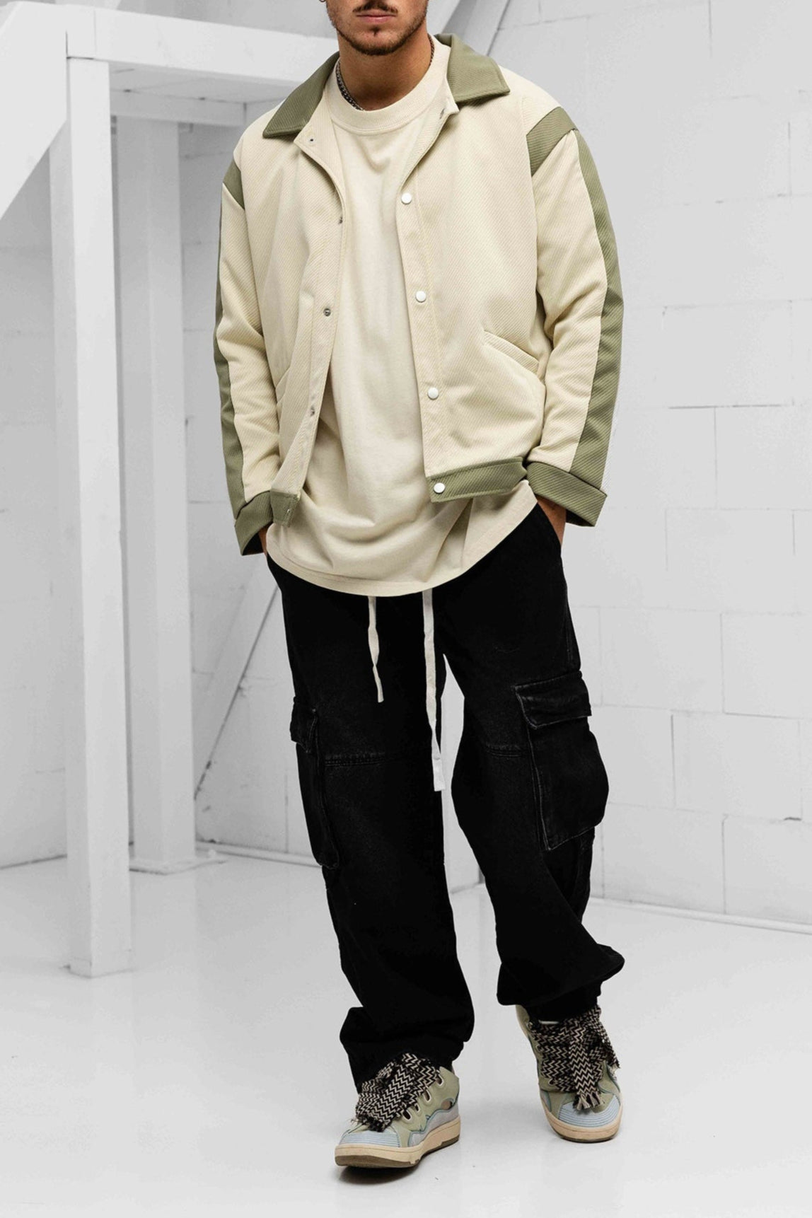 Contrast Block Collar Jacket - Khaki / White