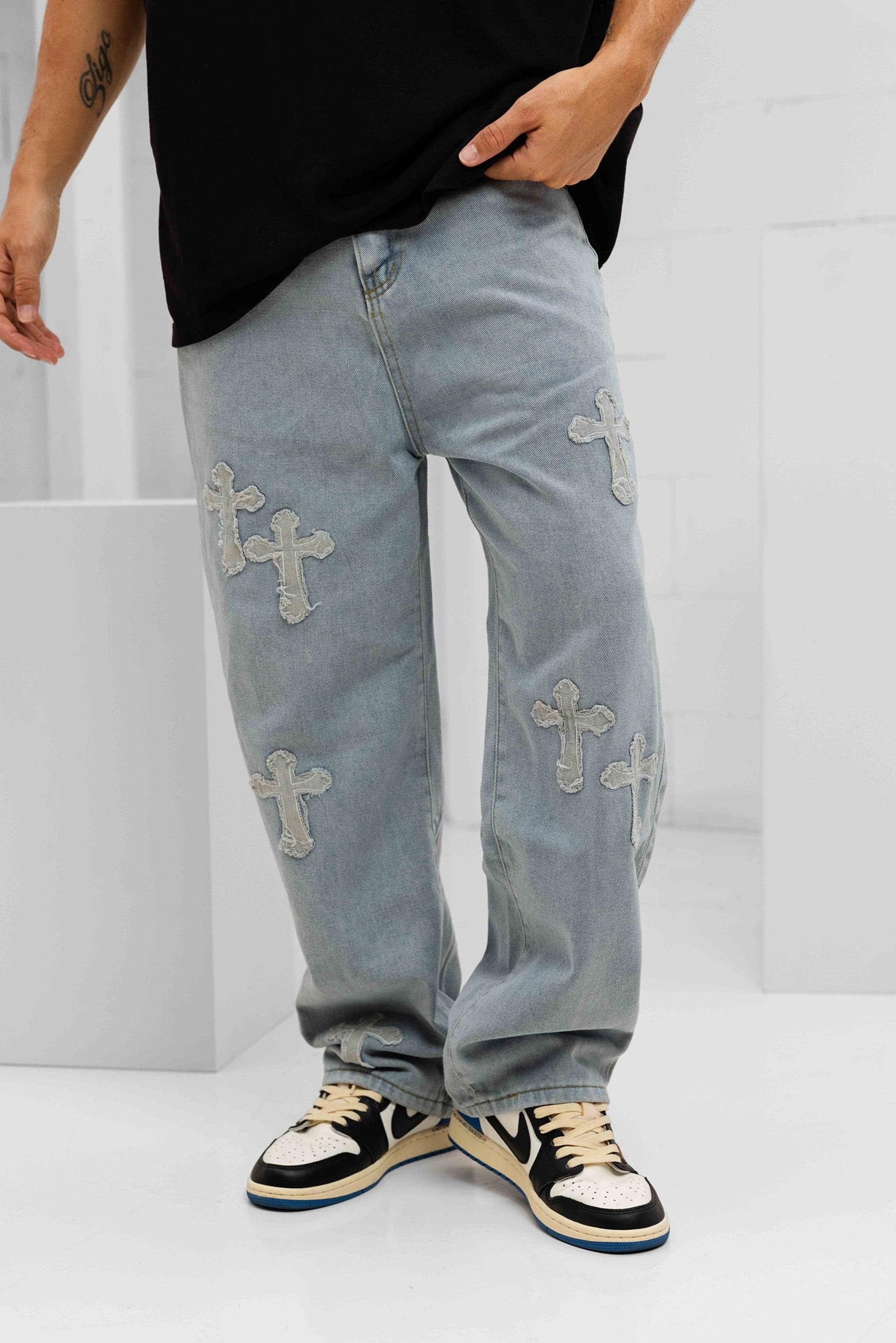 Croce Icon Patched Denim Jeans - Blue