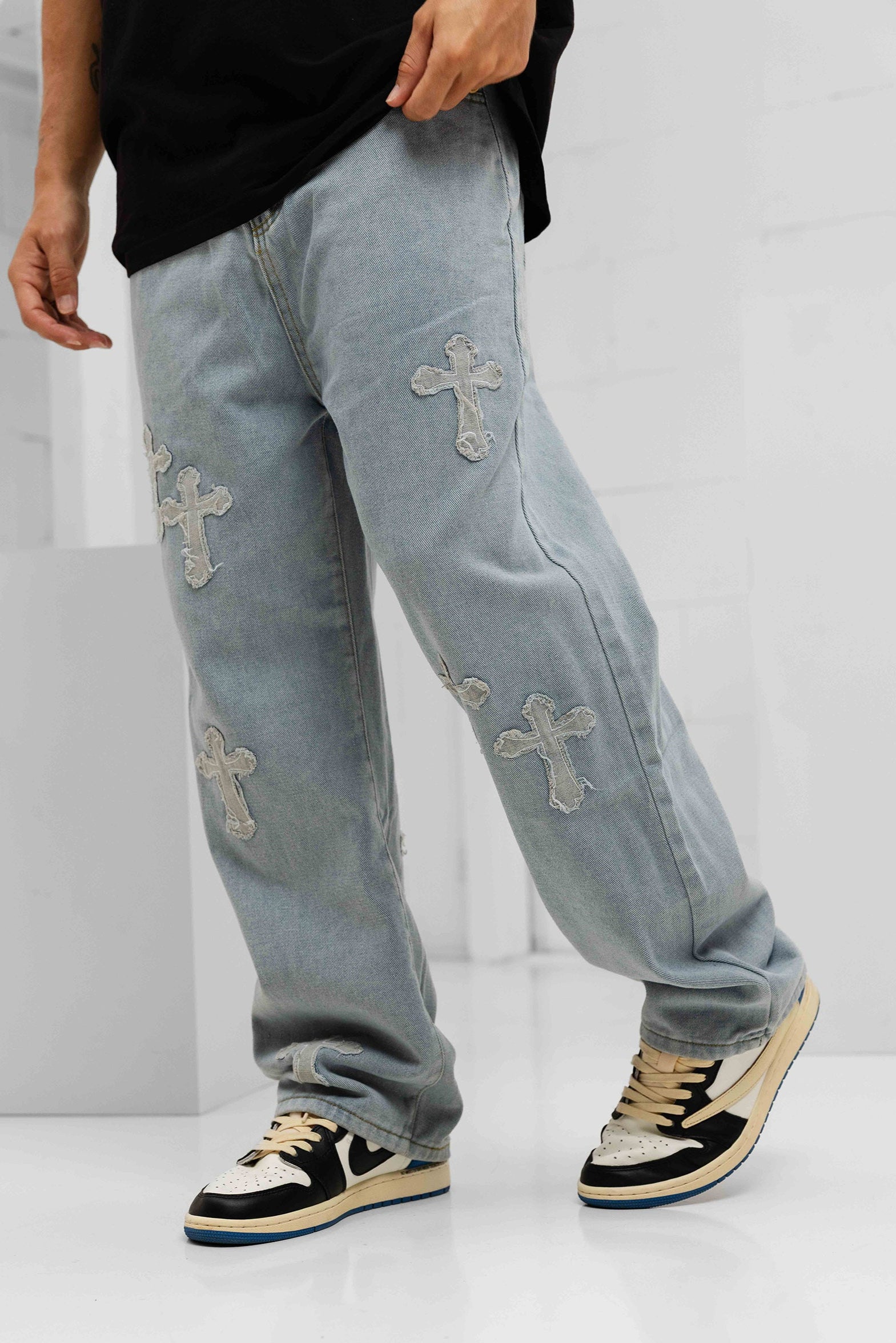 Croce Icon Patched Denim Jeans - Blue