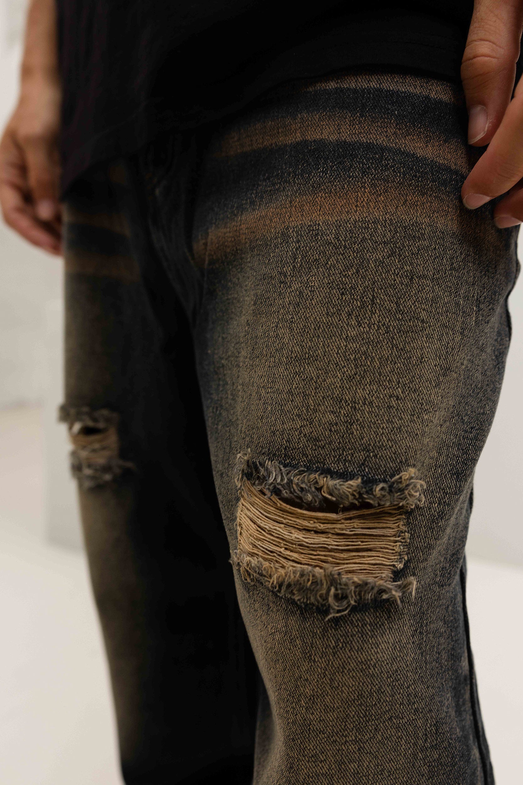 Patina Ripped Denim Jeans - Dark Blue