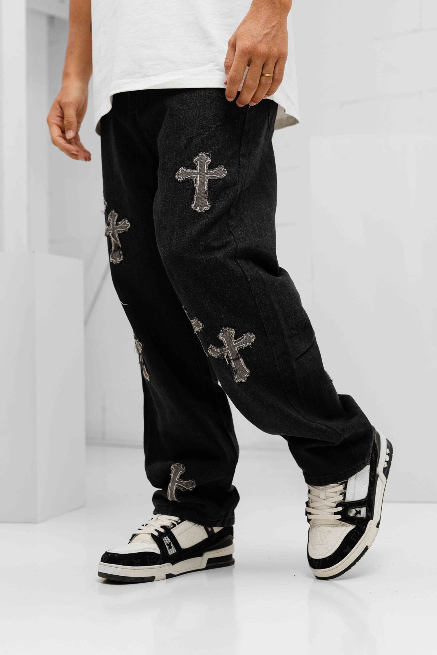 Croce Icon Patched Denim Jeans - Black