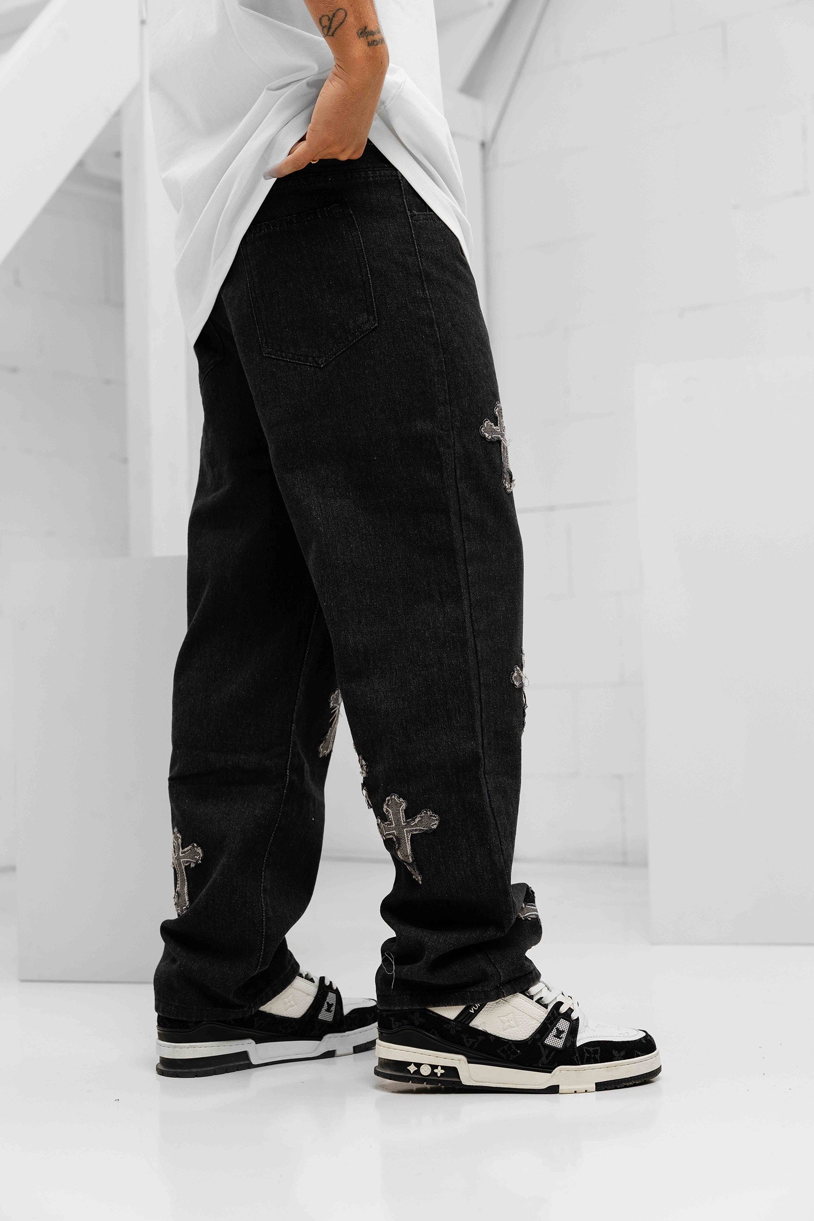 Croce Icon Patched Denim Jeans - Black