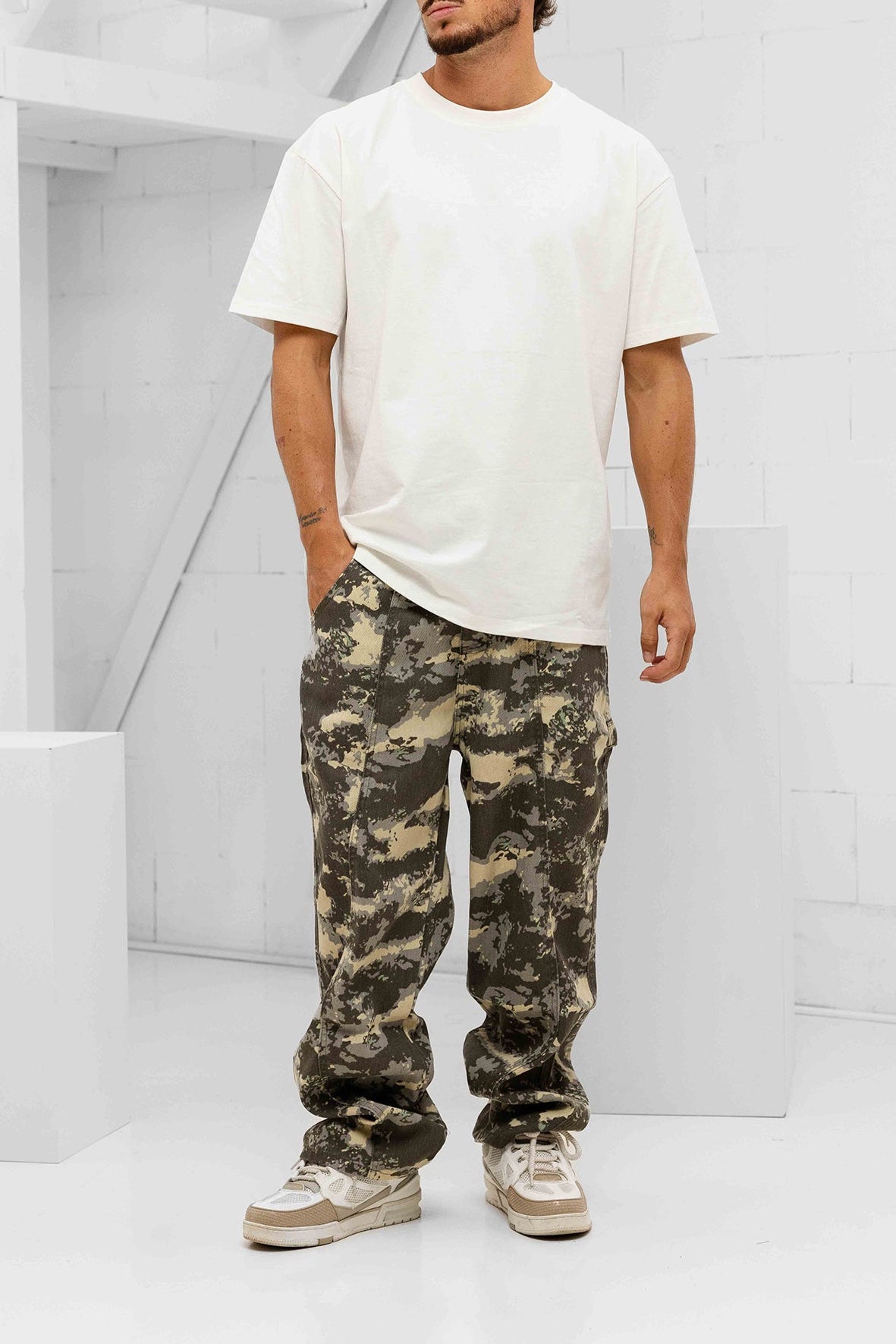 Aranya Camo Jeans - Beige / Green